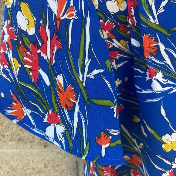 Zara basics flare short sleeve floral blouse - Picture 3 of 5